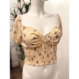 Love Tree Floral Beige Crop Top